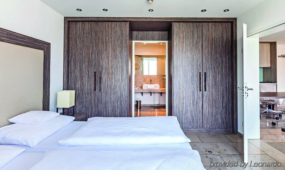 ****  Burns Art & Culture Hotel Düsseldorf Tyskland