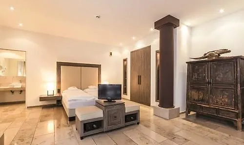 Burns Art & Culture Hotel Düsseldorf