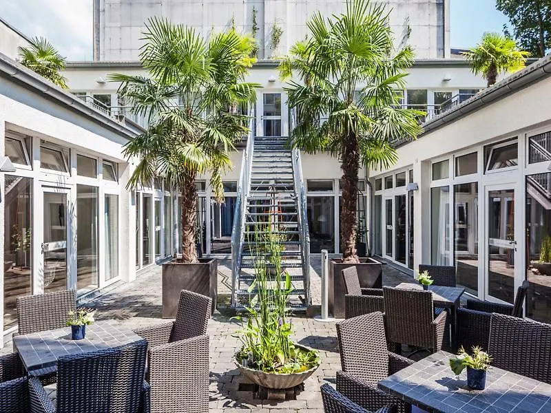 Burns Art & Culture Hotel Düsseldorf