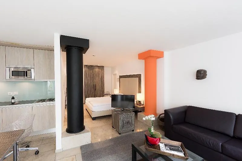 Burns Art & Culture Hotel Düsseldorf